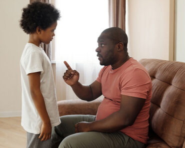 10 Absolute Signs Of An Emotionally Absent Father in 2021